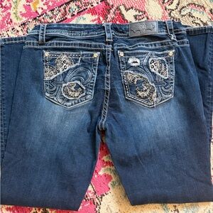 Miss Me mid-rise easy boot 33x31